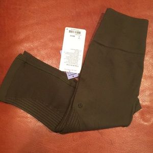 NWT - Flow & Go Military Green